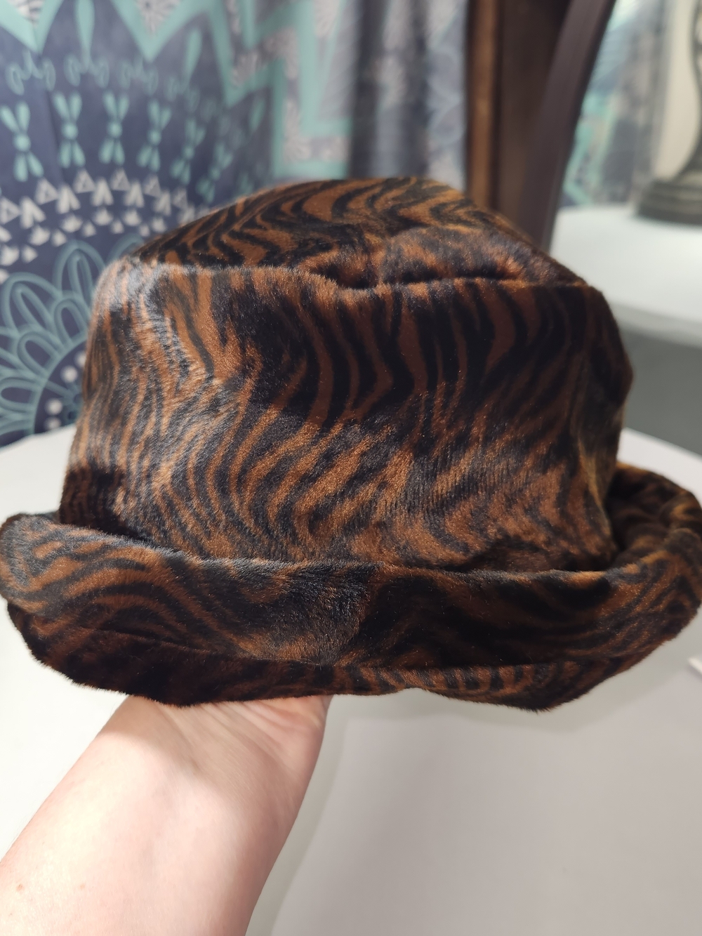 ⭐️Brown Fluffy Animal Print Bucket Hat 90s Festival Y2K Retro Streetwear